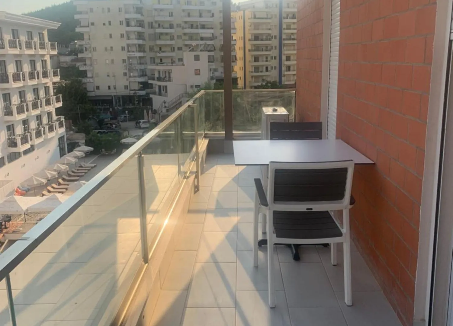 Luris Apartament ヒマラ